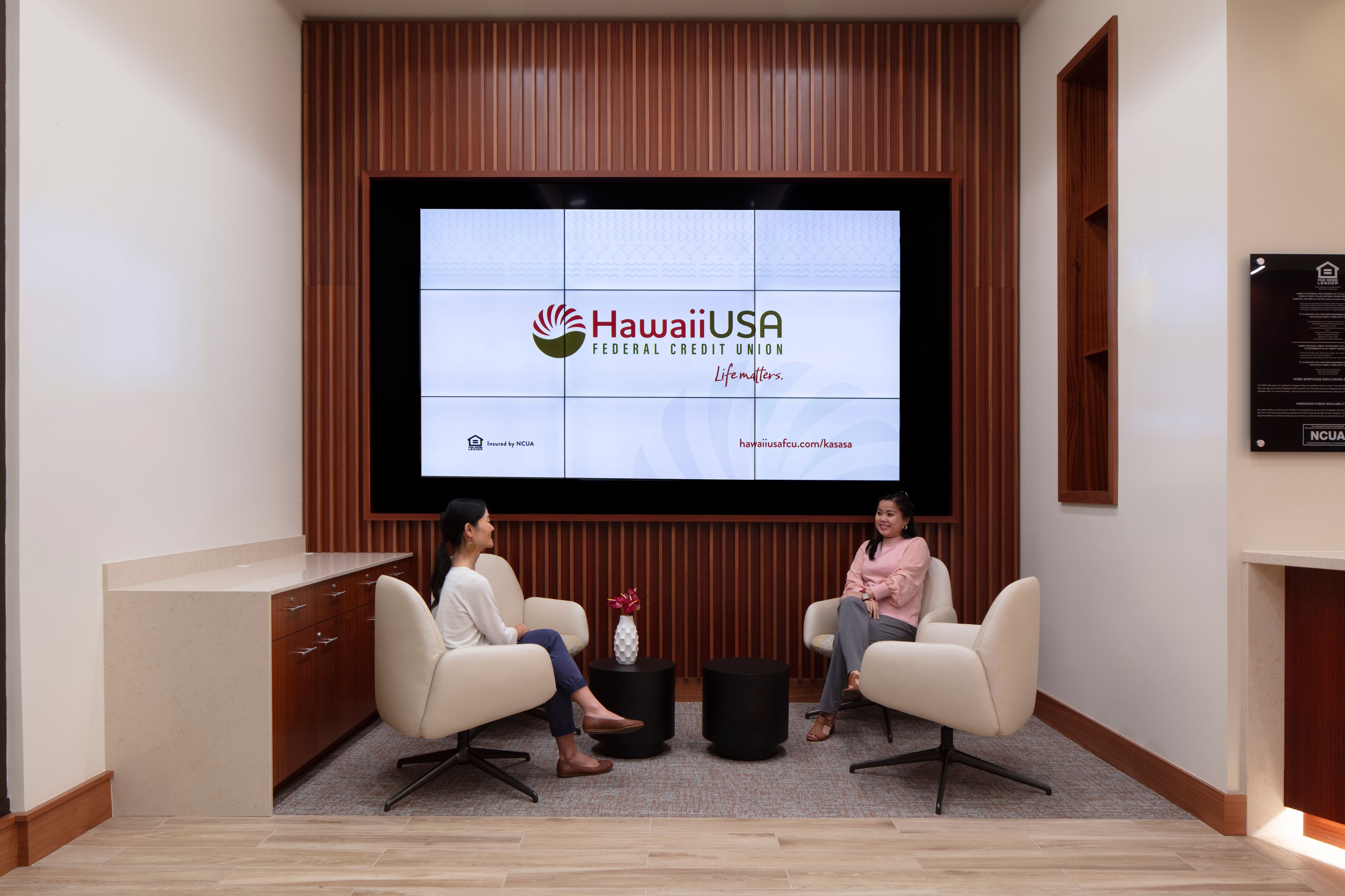 HawaiiUSA FCU Kaka'ako Financial Center