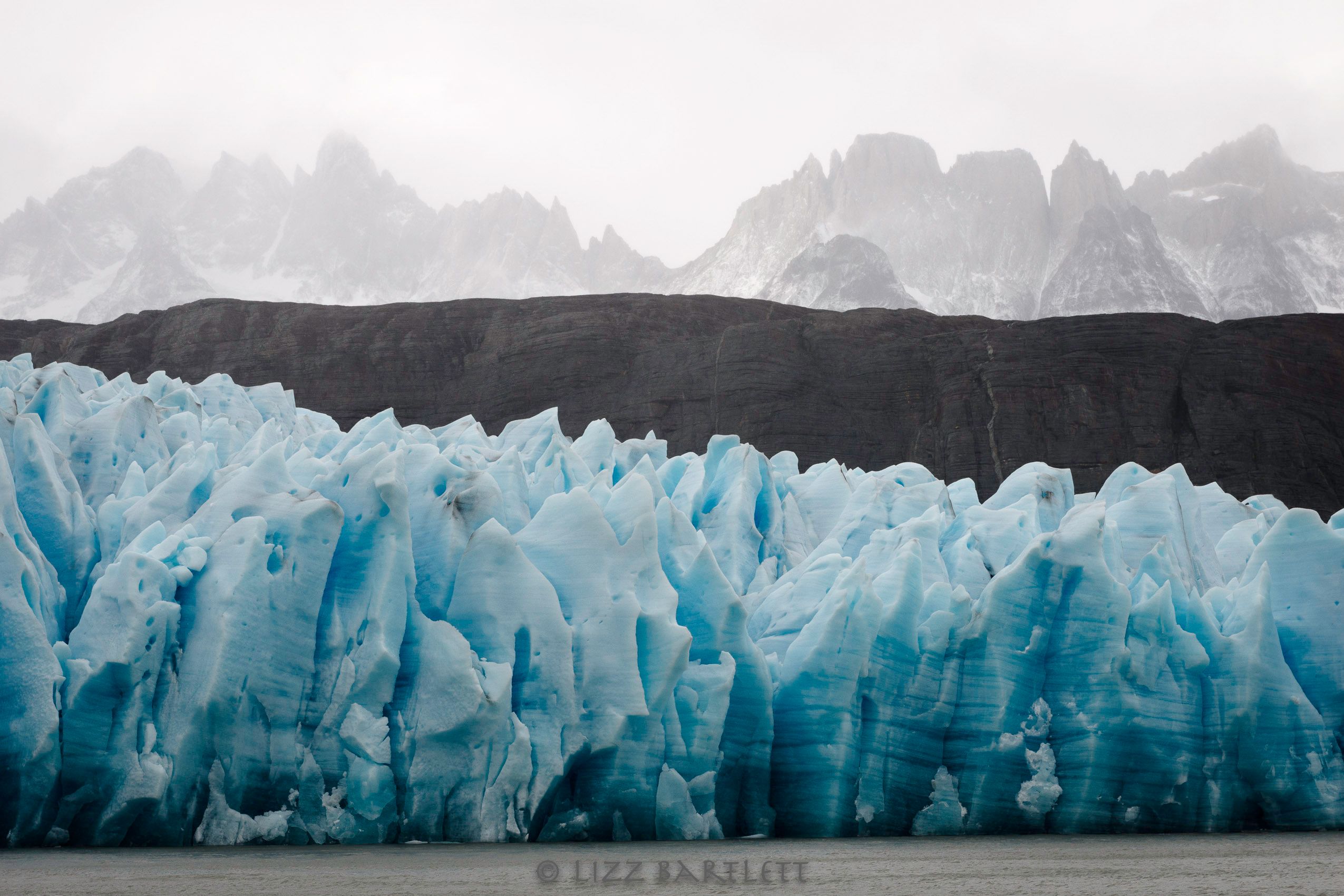 Glacier Grey Meets Lago Grey2.jpg