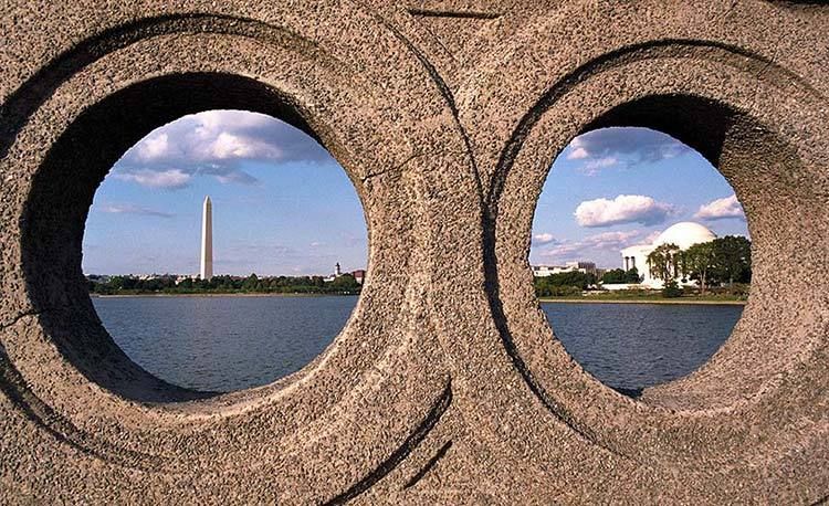 1Washington_Monument_Jefferson_Memorial.jpg