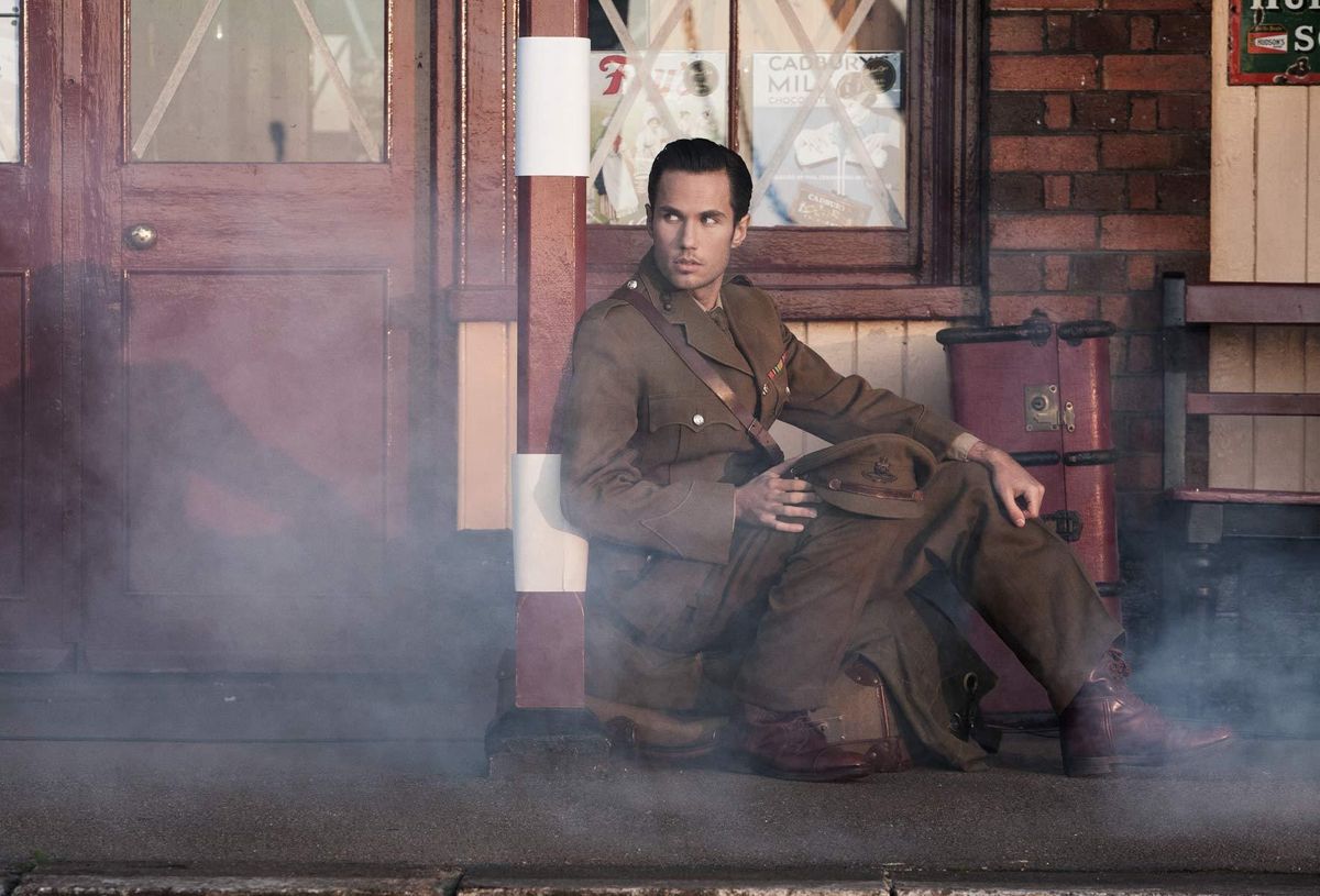 © Hazel Thompson
Singer/Song Writer Jonas Myrin 1r13_jonasmyrin