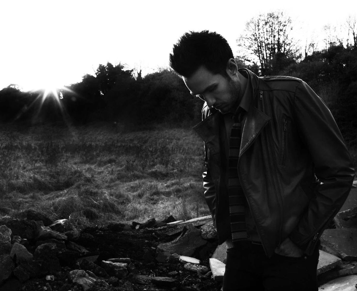 © Hazel Thompson
Singer/Song Writer Jonas Myrin 1r16_jonasmyrin