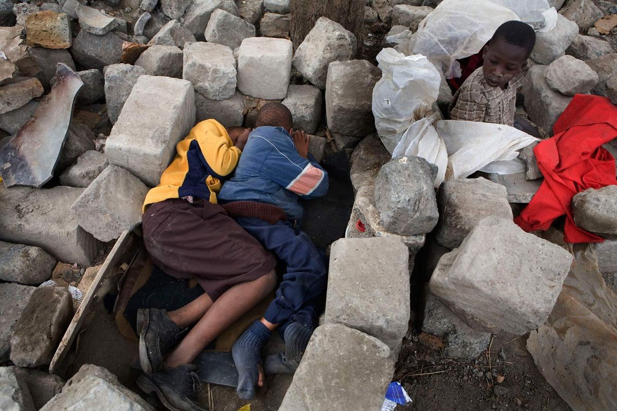 Mutava and Braise playing 'house' together at break time at school.© Hazel Thompson Carried on friendship