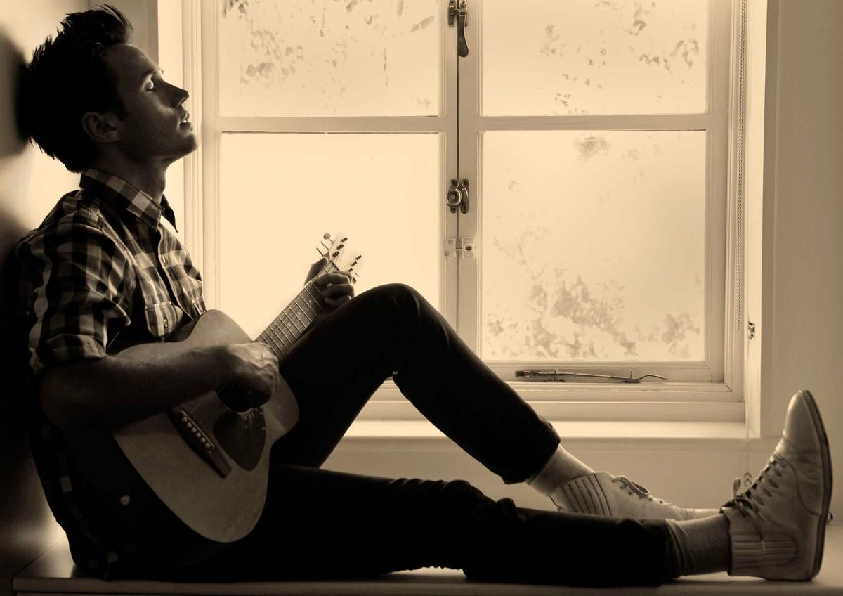 © Hazel Thompson
Singer/Song Writer Jonas Myrin 107_jonasmyrin