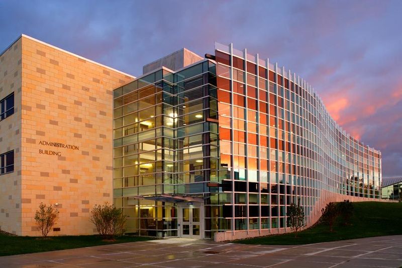 Hudson Valley Community College: Troy, NY