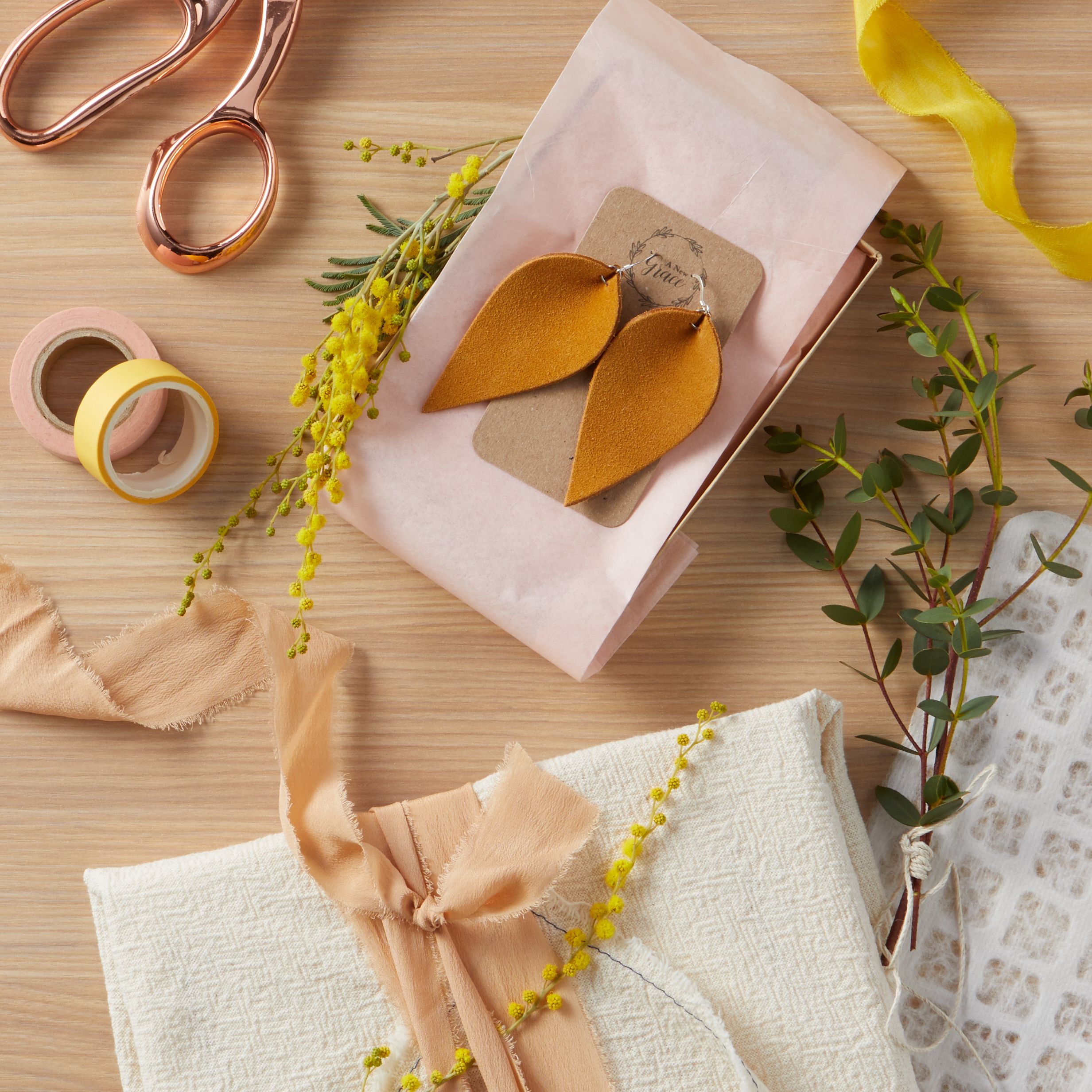 HM_MDay_Header_Gifting_1080x1080_IGFeed_01445.jpg