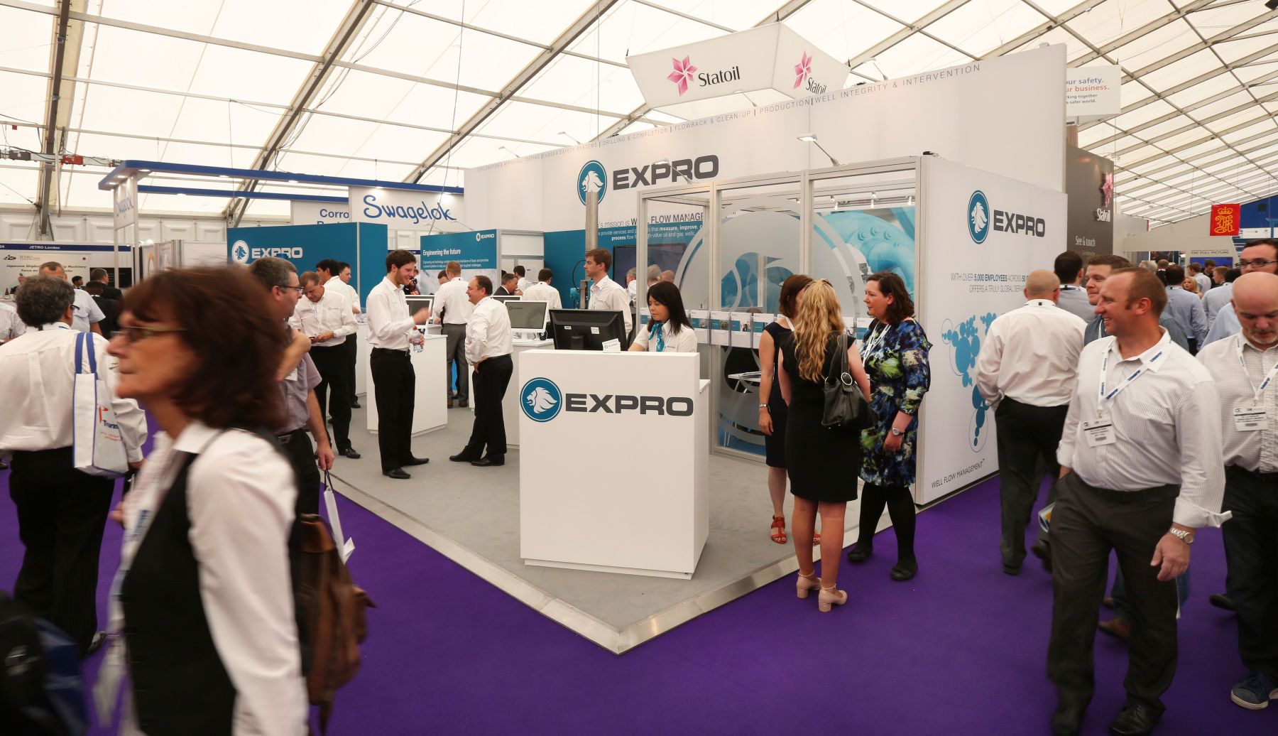 1exhibition_stands_003