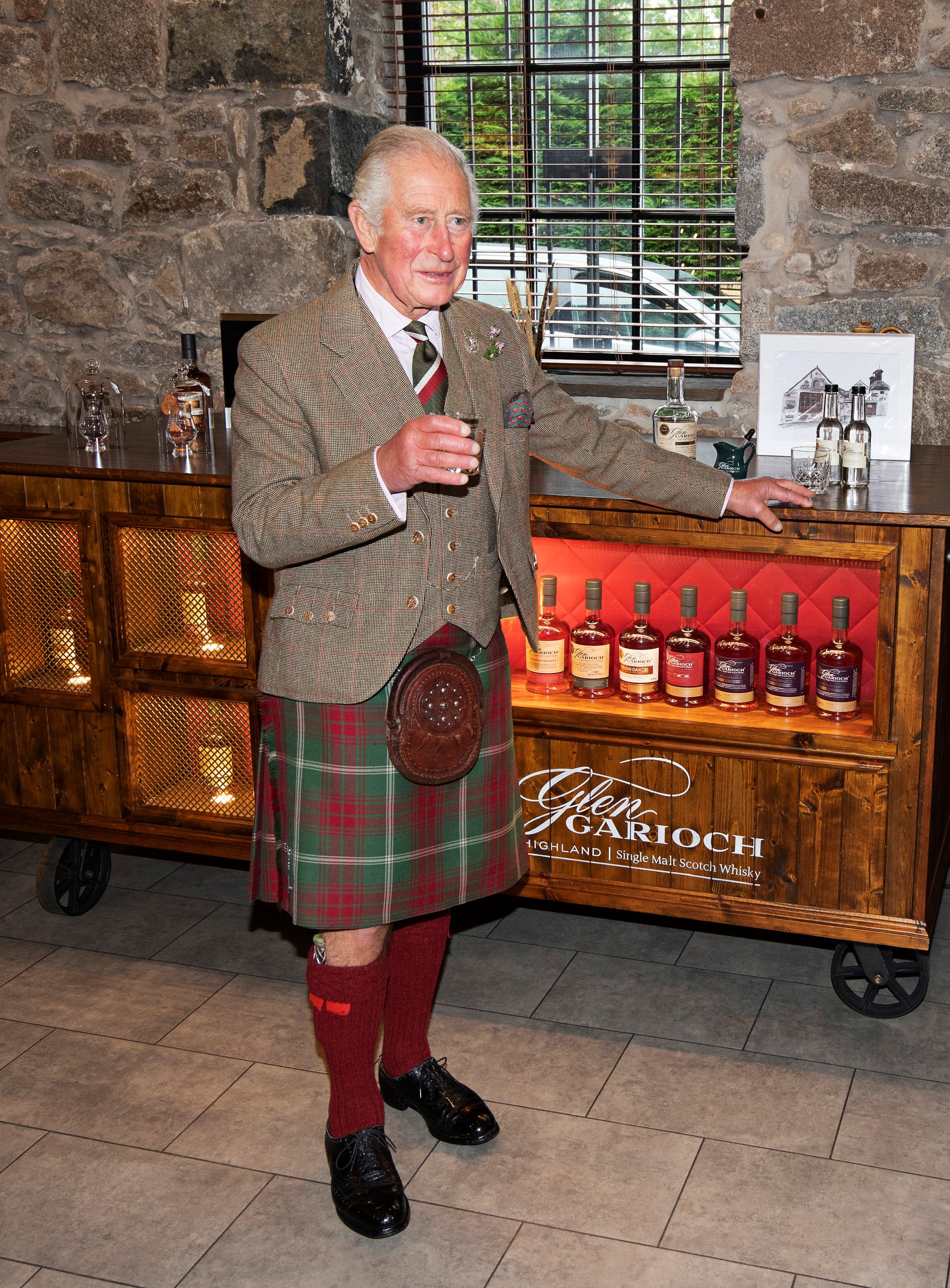Prince_Charles_Glen_Garioch_009.jpg