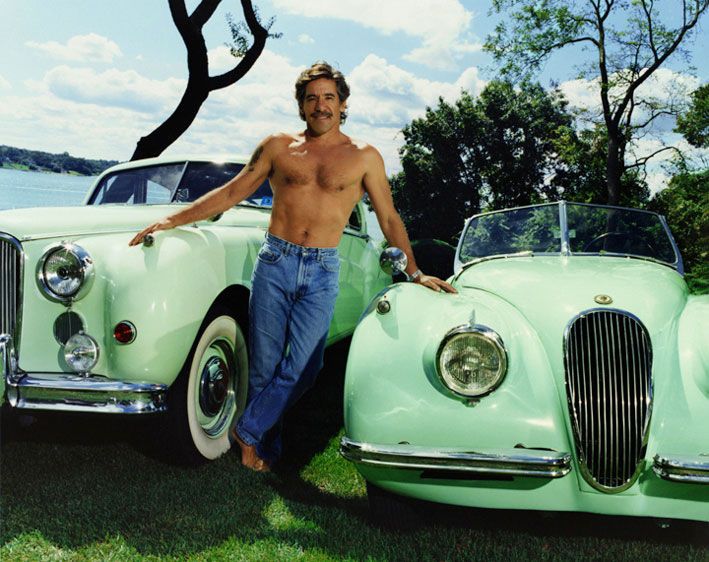 "Geraldo Rivera and 2 cars"