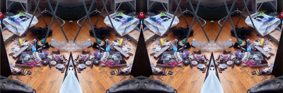 1the_contents_of_the_bag_the_horror_my_fear_x4_calaedoscop_flat_contents_4