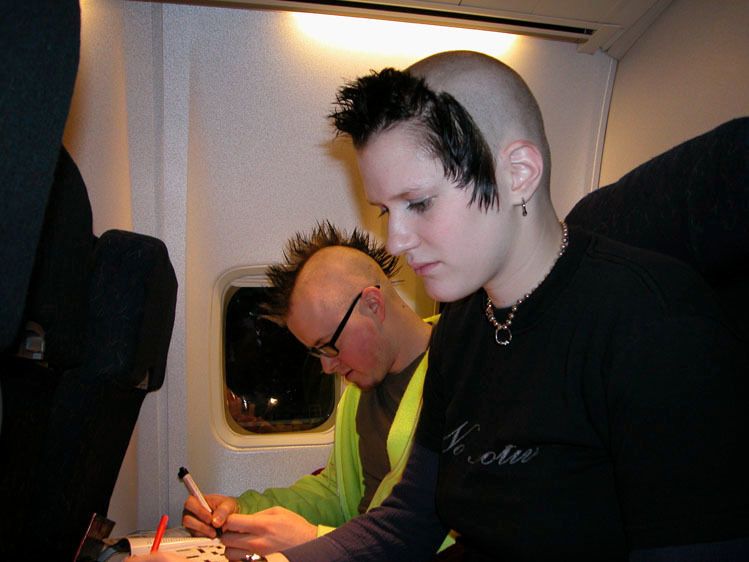 1025rafael_airplanepunks