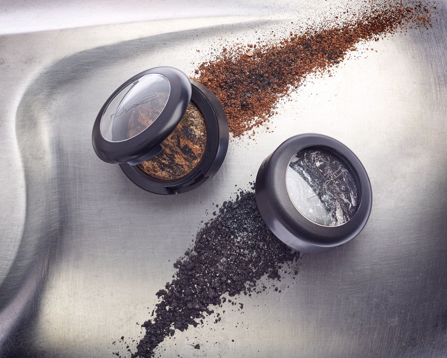 1makup_comet_stack_cropvignette