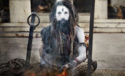 sadhu_fire1_v06.jpg