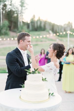 Couple Cutting the Cake - Should I Smear? Reception
