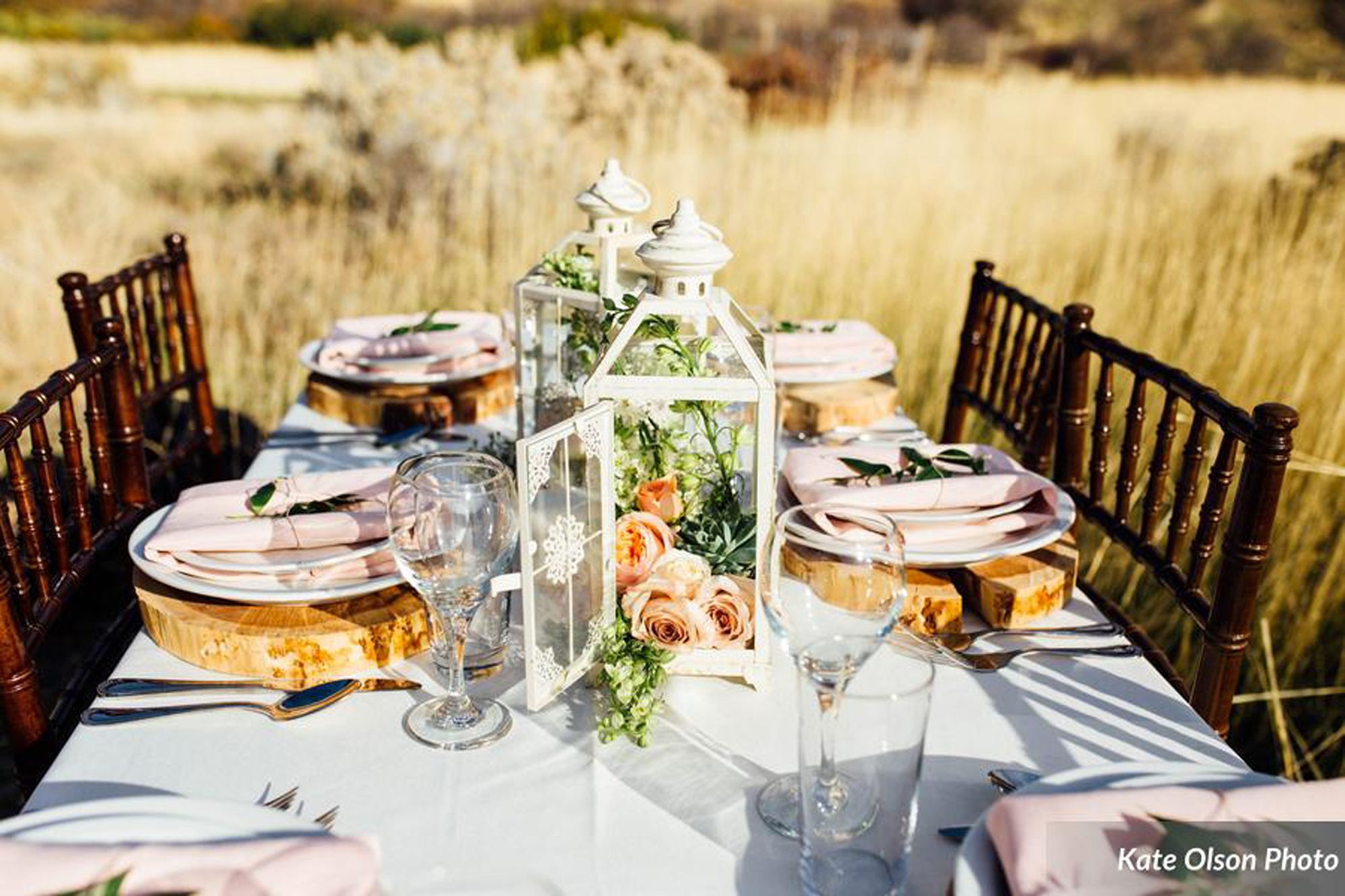 Hoopes Events | Charming Barn Wedding | Quiet Meadow Farms | Mapleton Utah | Stylish Table Adorned with White Lanterns Charming_Barn_Wedding_Quiet_Meadow_Farms_Mapleton_Utah_Stylish_Table_White_Lanterns.jpg