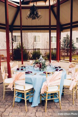 Hoopes Events | Modern Vintage Wedding | Zermatt Resort | Midway Utah | Midway Utah | Styled | Elegant Table Modern_Vintage_Wedding_Styled_Zermatt_Resort_Midway_Utah_Elegant_Table.jpg