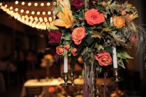 Hoopes Events | Felicia and Jared | Park City Mountain Resort | Park City Utah | Flower Arrangement With Bistro Light Background Felicia_Jared_Park_City_Mountain_Resort_Park_City_Utah_Bistro_Lights_Flower_Arrangement.jpg
