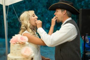 Hoopes Events | Kristin and Haven | Blacksmith Fork Canyon | Hyrum Utah | Couple Feeding Each Other the Wedding Cake Kristin_Haven_Blacksmith_Fork_Canyon_Hyrum_Utah_Couple_Feeding_Each_Other_Cake.jpg