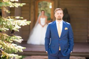 Hoopes Events | Chelsea and Walker | Red Cliff Ranch | Heber City Utah | First Look | Groom Waits Patiently Chelsea_Walker_Red_Cliff_Ranch_Heber_City_Utah_First_Look_Groom_Waits.jpg