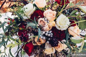 Summer-Color Floral Centerpiece Details