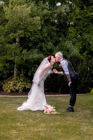 Hoopes Events | Natalie and Brad | South Jordan Utah | Bride and Groom Kiss Natalie_Brad_South_Jordan_Utah_Bride_Groom_Kiss.jpg