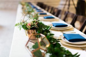 Hoopes Events | Tessa and Taani | Utah State Capitol | Salt Lake City Utah | Details | Head Table Decor Tessa_Taani_Utah_State_Capitol_Salt_Lake_City_Utah_Details_Head_Table_Decor.jpg
