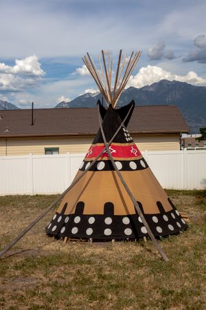 Hoopes Events | Natalie and Brad | South Jordan Utah | Teepee Natalie_Brad_South_Jordan_Utah_Teepee.jpg