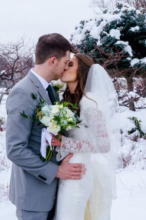 Hoopes Events | Shauna and Blake | Northampton House | American Fork Utah | Couple Kissing on Wedding Day Shauna_Blake_Northampton_House_American_Fork_Utah_Couple_Kissing_Wedding_Day.jpg