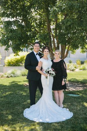 Hoopes Events | Chloe and Austin | Ben Lomond Suites | Ogden Utah | The Great Gatsby Wedding | Couple with Friend Chloe_Austin_Ben_Lomond_Suites_Ogden_Utah_Great_Gatsby_Couple_Friend.jpg
