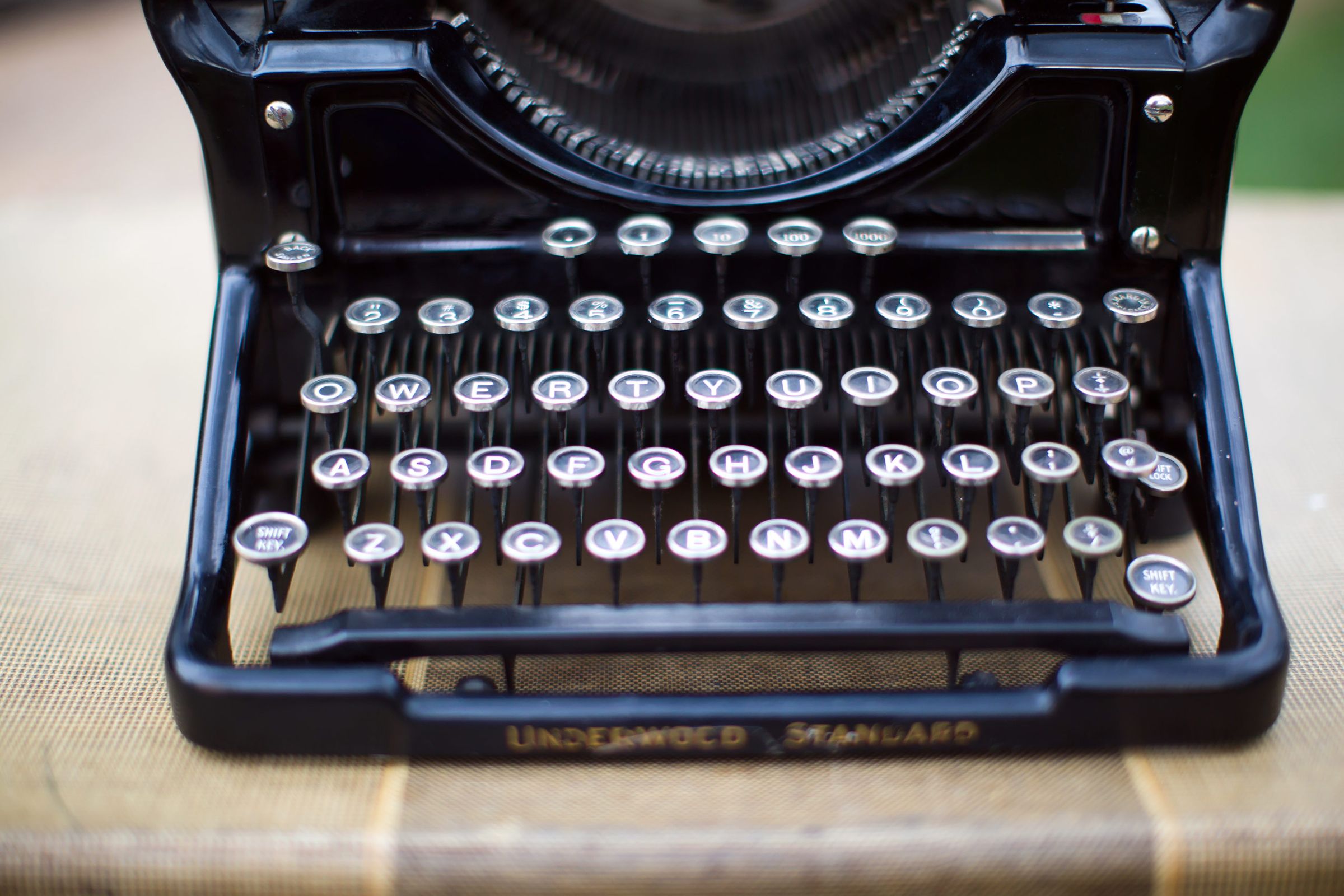 Tori_Sterling_Quiet_Meadow_Farms_Mapleton_Utah_Antique_Manual _Typewriter.jpg
