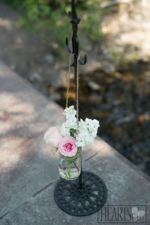 Hoopes Events | Kristin and Haven | Blacksmith Fork Canyon | Hyrum Utah | Detail of Walkway with Stanchion and Flowers in Vase Kristin_Haven_Blacksmith_Fork_Canyon_Hyrum_Utah_Walkway_Detail_Stanchion_Flowers.jpg