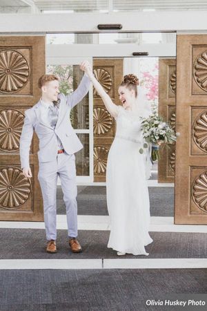 Hoopes Events | Lexie and Neil | Utah State Capitol | Salt Lake City Utah | Bride and Groom - Married! Lexie_Neil_Utah_State_Capitol_Salt_Lake_City_Utah_Bride_Groom_Married.jpg