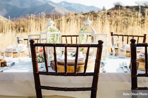 Hoopes Events | Charming Barn Wedding | Quiet Meadow Farms | Mapleton Utah | Stylish Table in Field Charming_Barn_Wedding_Quiet_Meadow_Farms_Mapleton_Utah_Stylish_Table_Field.jpg