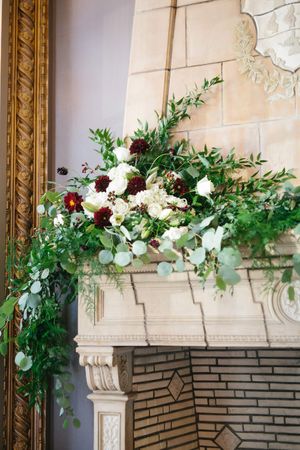 Hoopes Events | Chloe and Austin | Ben Lomond Suites | Ogden Utah | The Great Gatsby Wedding | Detail of Flowers on Mantle Chloe_Austin_Ben_Lomond_Suites_Ogden_Utah_Great_Gatsby_Flower_Detail_Mantle.jpg