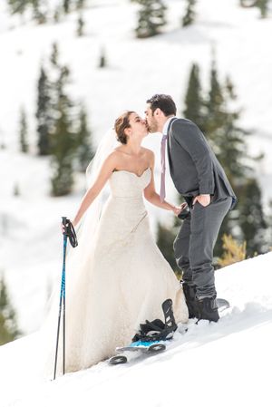 Hoopes Events | Ilana and Dave | Canyons Resort | Park City Utah | Bride and Groom Stolen Kiss on Ski Slopes Ilana_Dave_Canyons_Resort_Park_City_Utah_Bride_Groom_Stolen_Kiss_on_Slopes.jpg