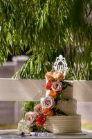 Natalie_Brad_South_Jordan_Utah_Flower_Draped_Wedding_Cake.jpg