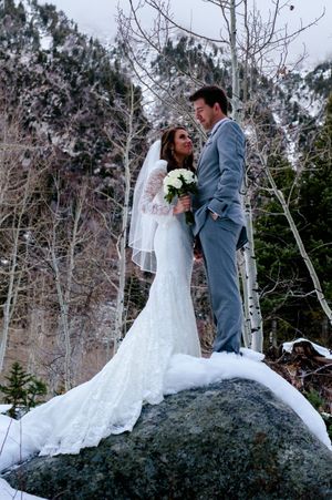 Hoopes Events | Shauna and Blake | Northampton House | American Fork Utah | Couple Posing on a Rock Shauna_Blake_Northampton_House_American_Fork_Utah_Couple_Posing_Rock.jpg