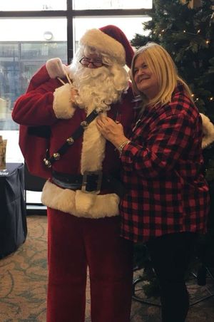 Hoopes Events | Zermatt Swiss Christmas | 2017 | Zermatt Utah Resort | Midway Utah | Fans of All Ages Zermatt_Swiss_Christmas_2017_Zermatt_Utah_Resort_Midway_Utah_Fans_of_All_Ages.jpg