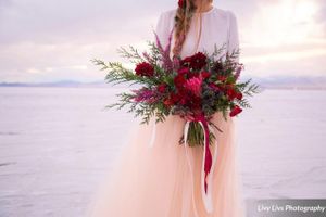 Hoopes Events | Saltair Wedding | Saltair Resort | Salt Lake City Utah | Styled | Bridal Bouquet Detail Salt_Air_Wedding_Shoot_Saltair_Resort_Salt_Lake_City_Utah_Bridal_Bouquet_Detail.jpg