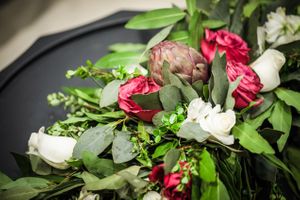 Protea, Rose Runner Decor