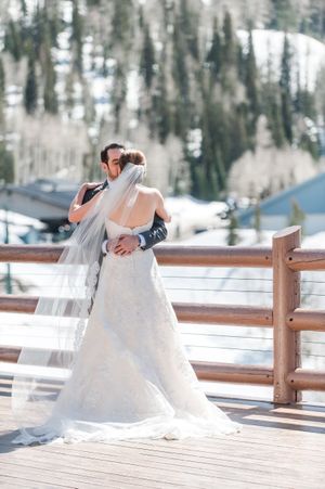 Hoopes Events | Ilana and Dave | Stein Eriksen Lodge | Deer Valley Resort | Park City Utah | First Look | Couple Embrace Ilana_Dave_Stein_Eriksen_Lodge_Deer_Valley_Park_City_Utah_First_Look_Embrace.jpg