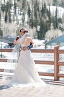 Ilana_Dave_Stein_Eriksen_Lodge_Deer_Valley_Park_City_Utah_First_Look_Embrace.jpg