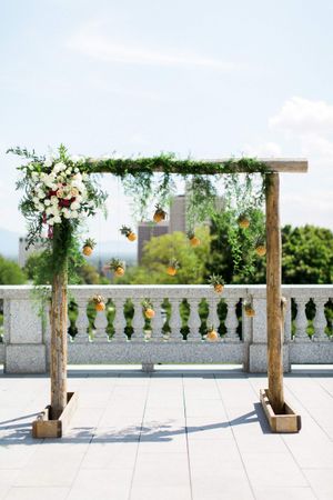 Hoopes Events | Tessa and Taani | Utah State Capitol | Salt Lake City Utah | Pineapple Decorated Wooden Backdrop Tessa_Taani_Utah_State_Capitol_Salt_Lake_City_Utah_Pineapple_Adorned_Backdrop.jpg