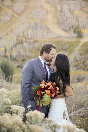 Hoopes Events | Felicia and Jared | Park City Mountain Resort | Park City Utah | Couple in Field Felicia_Jared_Park_City_Mountain_Resort_Park_City_Utah_Couple_Field.jpg