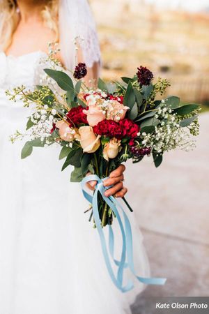 Hoopes Events | Modern Vintage Wedding | Zermatt Resort | Midway Utah | Styled | Colorful Autumn Bouquet Modern_Vintage_Wedding_Zermatt_Resort_Midway_Utah_Styled_Zermatt_Resort_Colorful_Bouquet.jpg