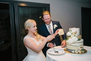 Hoopes Events | Tasha and Chip | Salt Lake City Utah | Bride and Groom Cutting Wedding Cake Tasha_Chip_Salt_Lake_City_Utah_Bride_Groom_Cutting_Cake.jpg