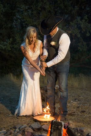 Hoopes Events | Kristin and Haven | Blacksmith Fork Canyon | Hyrum Utah | Couple Branding Wood Disk Kristin_Haven_Blacksmith_Fork_Canyon_Hyrum_Utah_Branding_Wood.jpg
