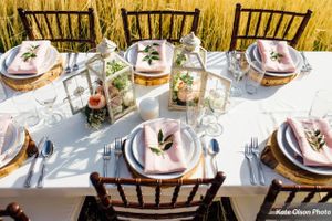Hoopes Events | Charming Barn Wedding | Quiet Meadow Farms | Mapleton Utah | Wood and Flower Adorned Stylish Table Charming_Barn_Wedding_Quiet_Meadow_Farms_Mapleton_Utah_Wood_Flower_Stylish_Table.jpg