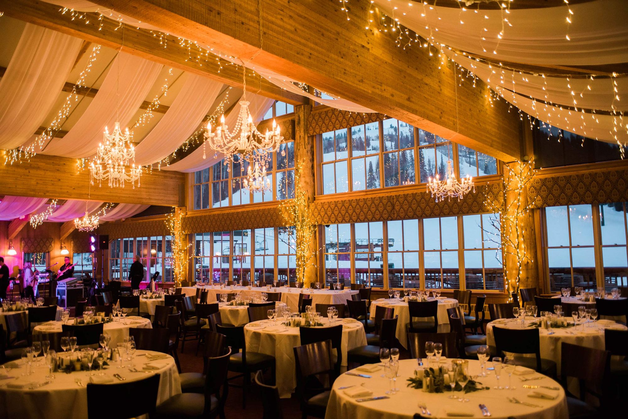 Hoopes Events | Julia and Mark | Silver Lake Lodge | Deer Valley  | Park City Utah | Chandelier Lit Dinner Tables Julia_Mark_Silver_Lake_Lodge_Deer_Valley_Resort_Park_City_Utah_Chandelier_Lit_Dinner_Tables.jpg