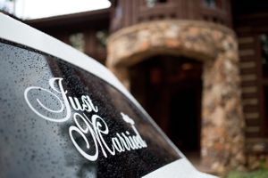 Hoopes Events | Evelyn and Kevin | Park City Utah | Antique Car | Just Married Evelyn_Kevin_Park_City_Utah_Antique_Car_Just_Married.jpg