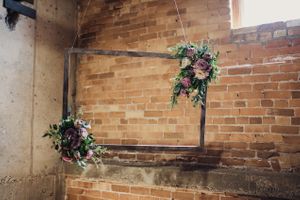 Floral Decked Frame Details